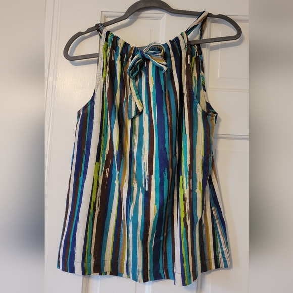 Vertical stripe sleeveless blouse - Picture 3 of 3